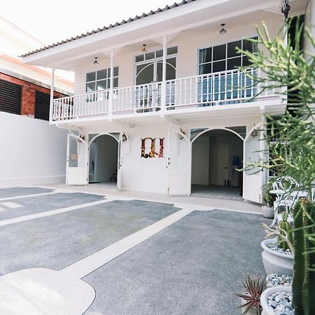 Chertel Poshtel Ban Chamun Extérieur photo