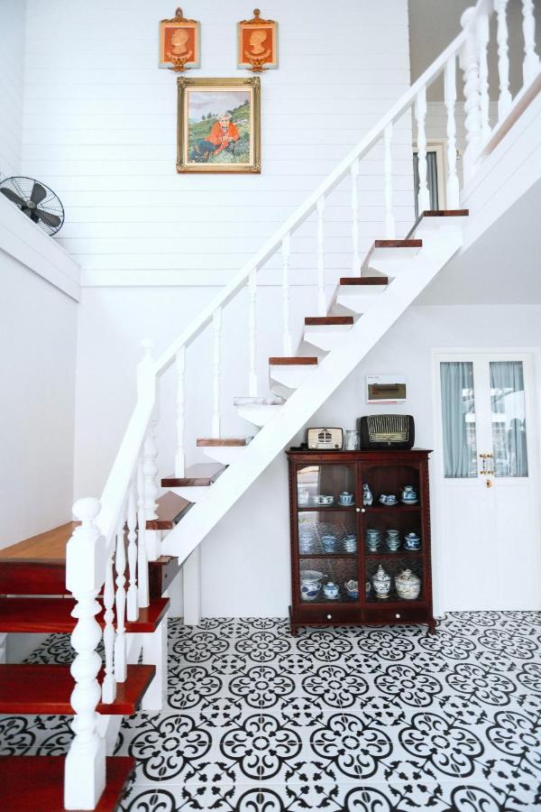 Chertel Poshtel Ban Chamun Extérieur photo