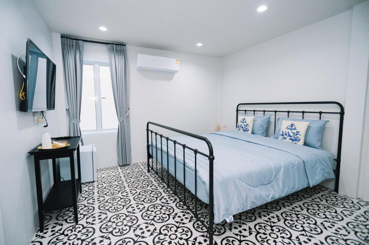 Chertel Poshtel Ban Chamun Extérieur photo